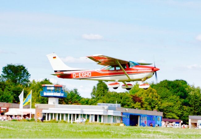 FLUGPLATZ KURTEKOTTEN