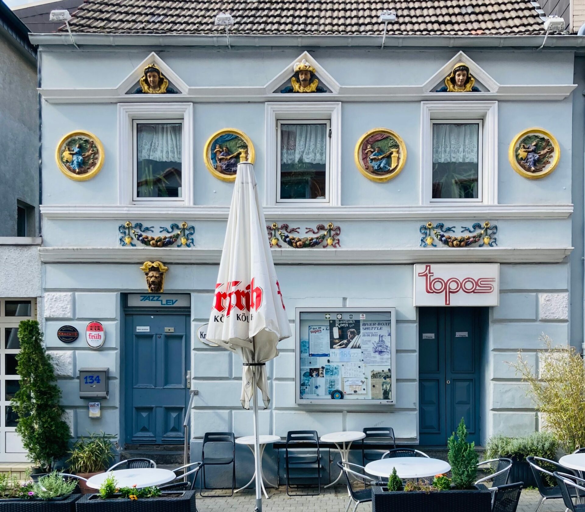 Topos, City Leverkusen