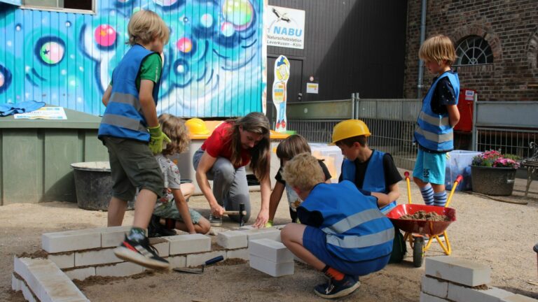 Frühlingsfest mit Trödel
