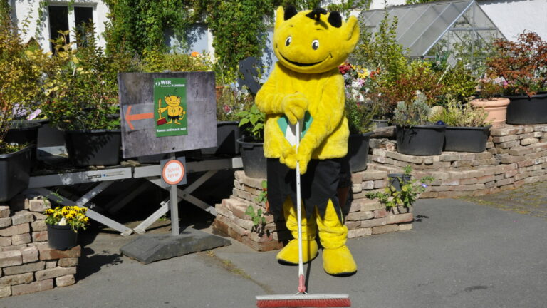 WIR für unsere Stadt. Putzaktion Sensenhammer.