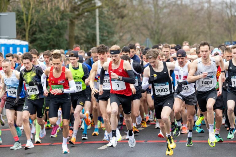 Straßenlauf. Rund um das Bayer-Kreuz 2026.