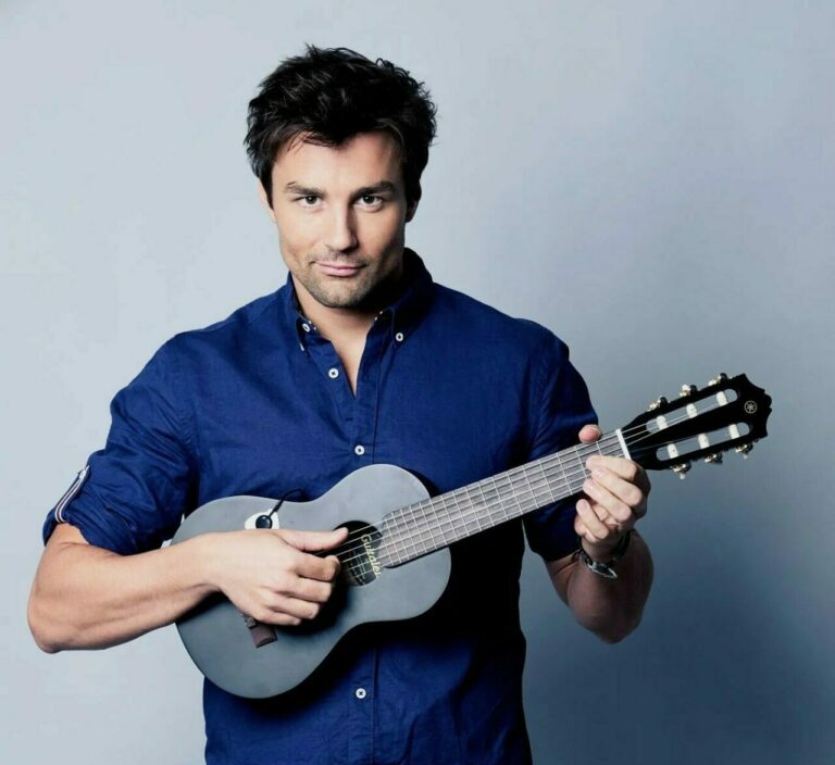 Lars Redlich. „Unaufhaltsam unterhaltsam!“