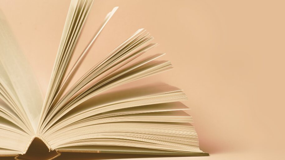 MUT – der Tanz mit der Angst. Lesung mit Tanzdarbietungen.