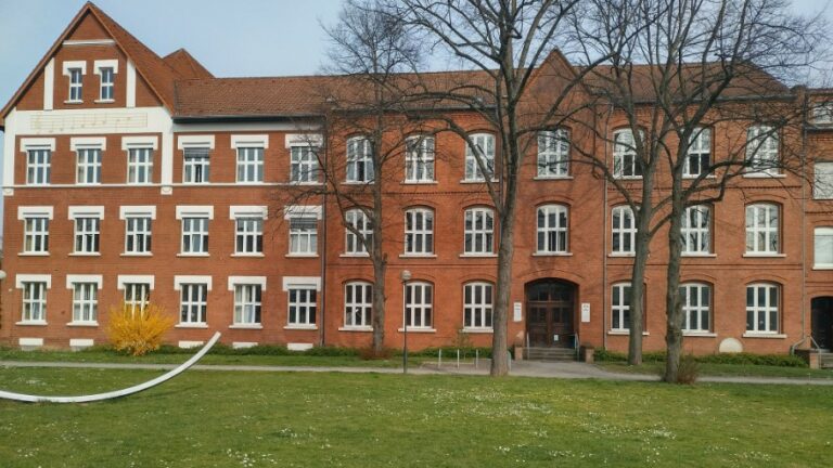 Wiesdorf. Ein ehemaliges Fischerdorf.