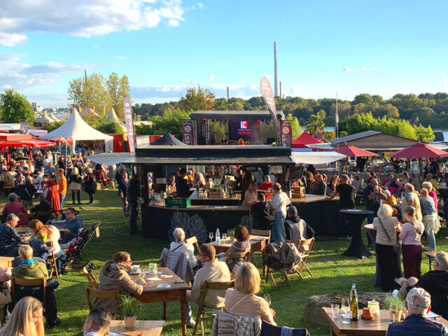 Wein am Rhein. Weinfest Leverkusen 2026.